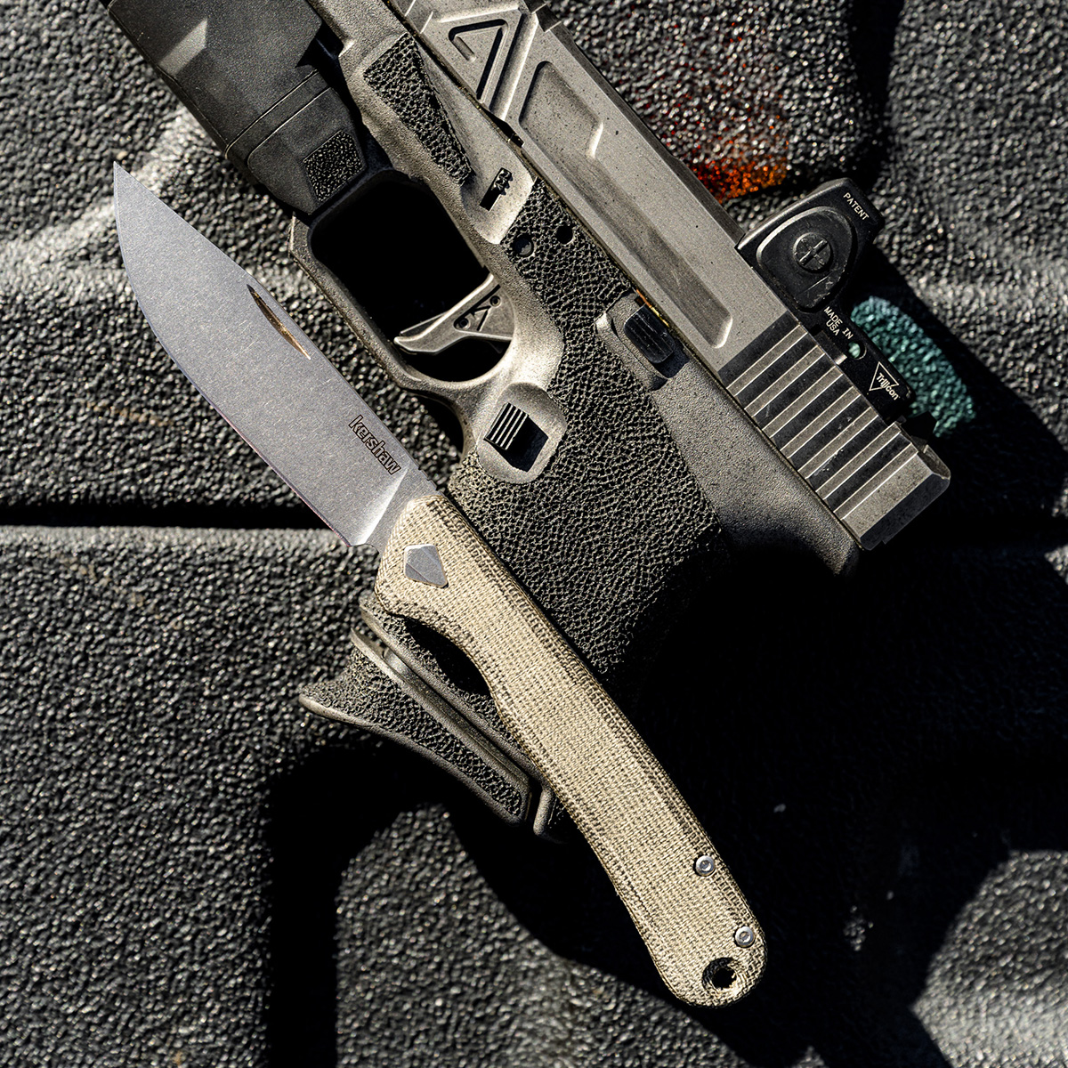 kershaw_guns-8446.1200x1200w